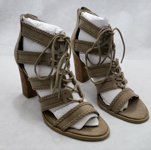 NWOB Report Roana Size 8.5 Lace Up Sandals Taupe - Picture 4 of 8